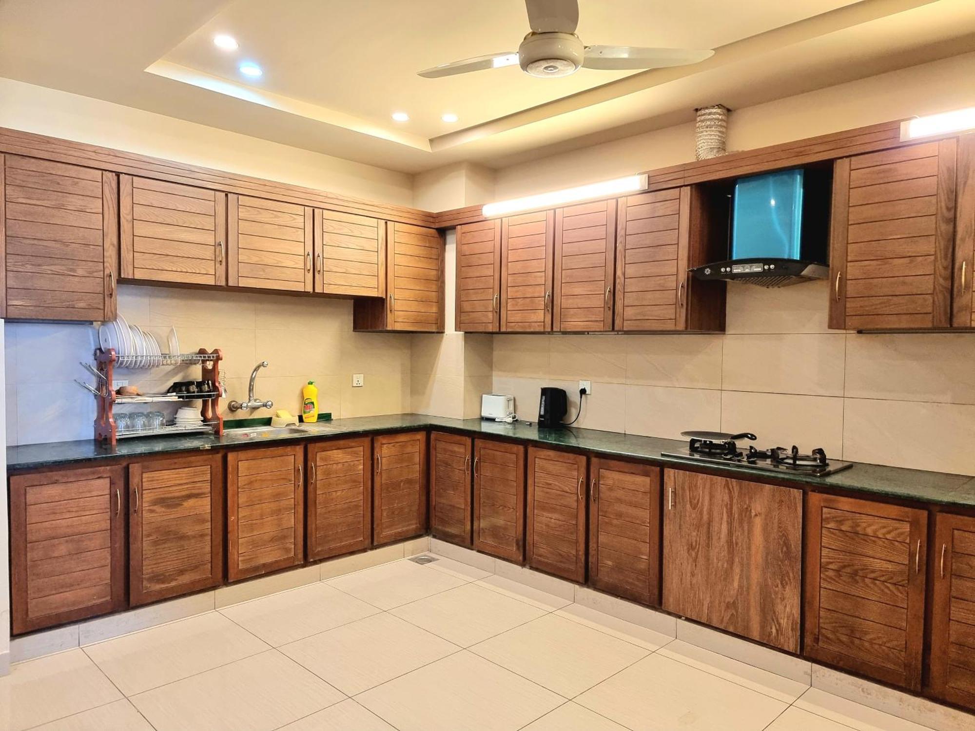 Executive 3 Bedrooms Apartment In Bahria Town Rawalpindi Exterior photo
